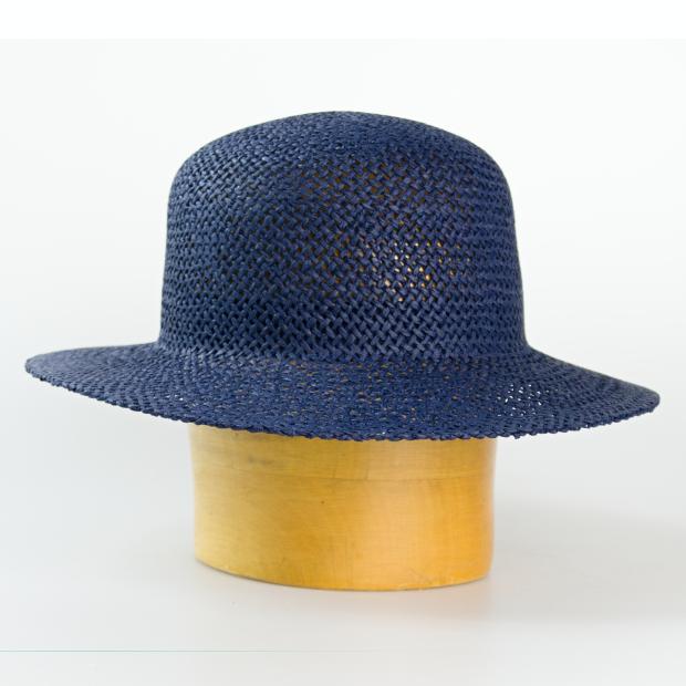 Dámský klobouk z papíru - nezdobený 307
