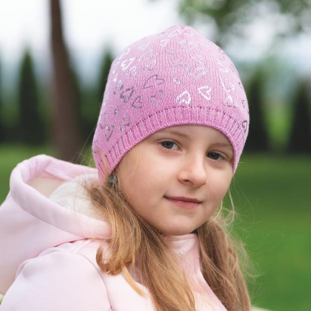 Dívčí pletená prodloužená čepice